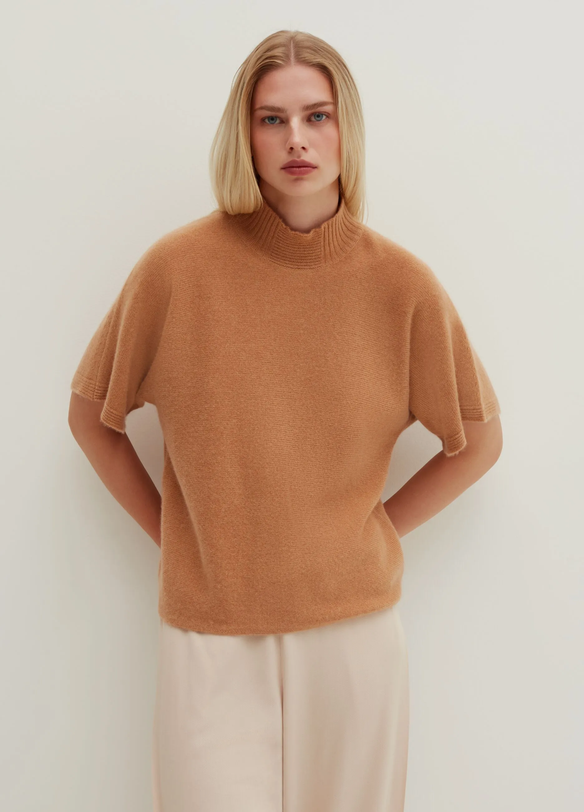 Maglia in cashmere mock neck